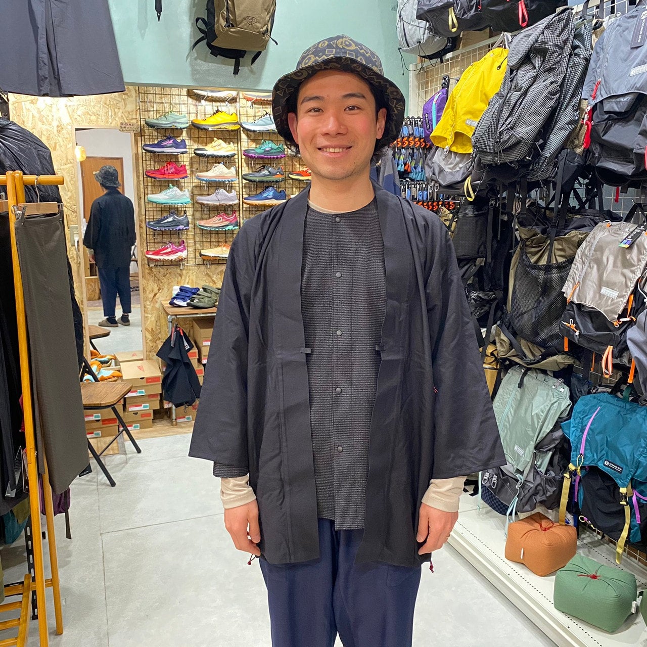 AXESQUIN アクシーズクイン凌×sankaku stand ムササビシャツ